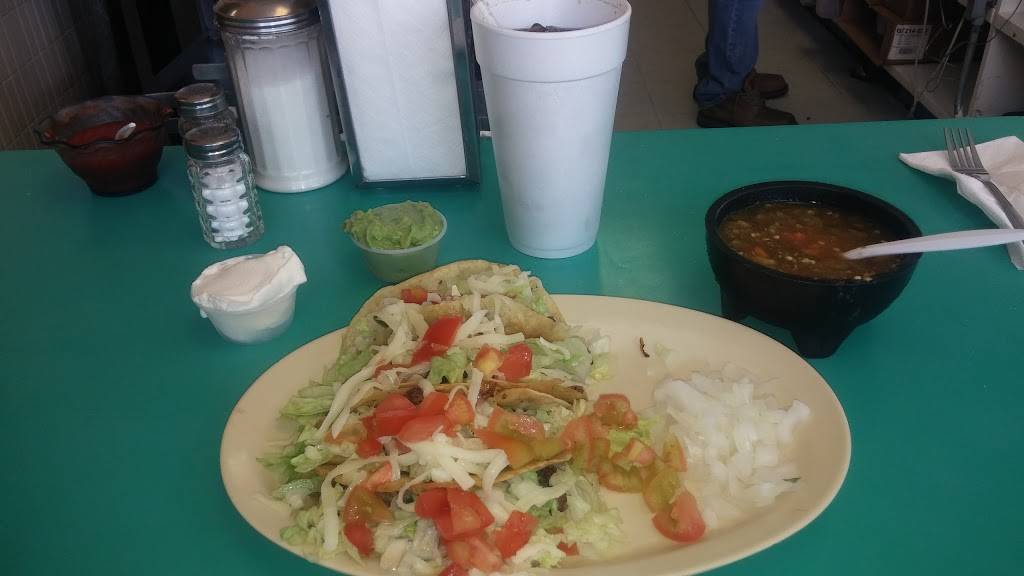 Jamies Hut | restaurant | 88 S Stevens St, El Paso, TX 79905, USA | 9153516162 OR +1 915-351-6162