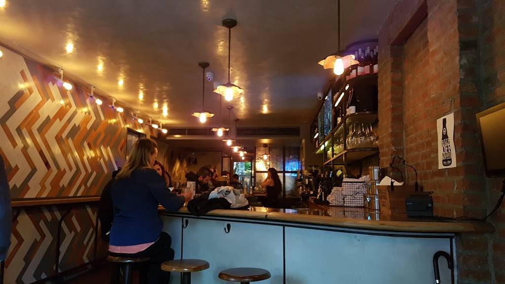 Upright Brew House | restaurant | 547 Hudson St, New York, NY 10014, USA | 2128109944 OR +1 212-810-9944