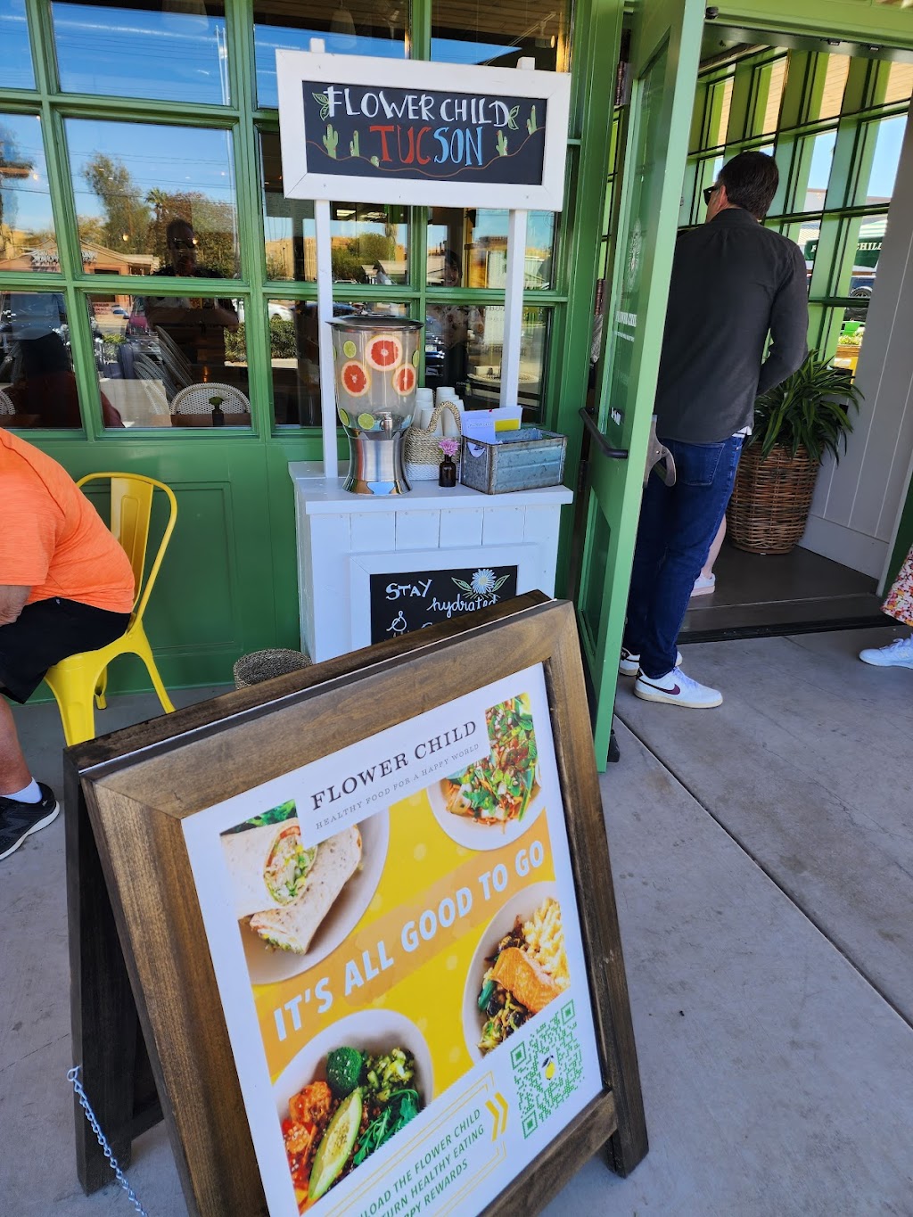 Flower Child | restaurant | 2960 N Campbell Ave Suite #110, Tucson, AZ 85719, USA | 5202764550 OR +1 520-276-4550