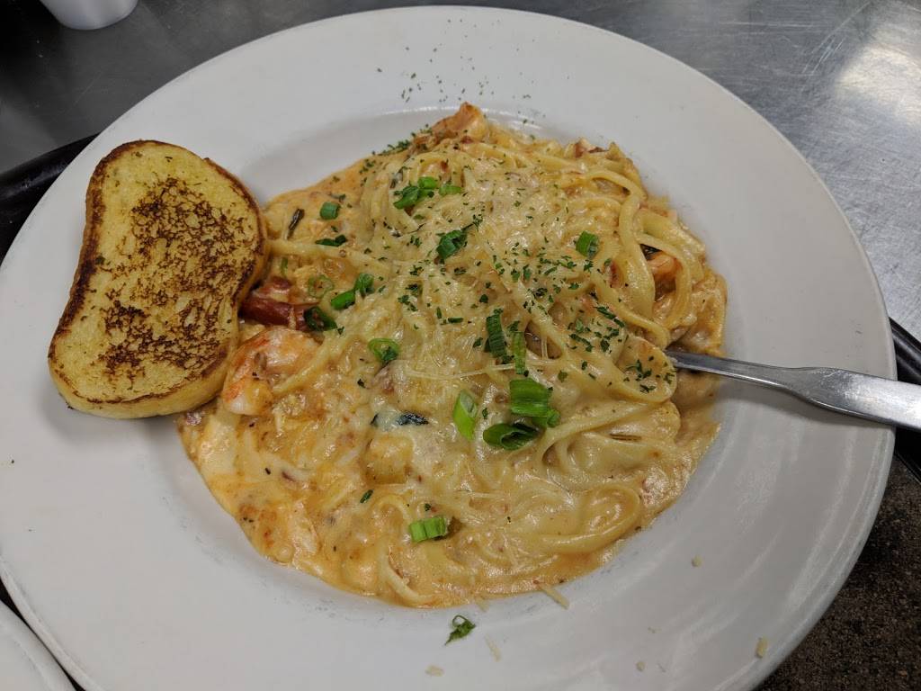 Pipeline Grill | restaurant | 4601 Garth Rd #100, Baytown, TX 76521, USA | 2814281900 OR +1 281-428-1900