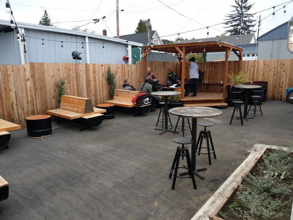 See See Motor Coffee Co. | bakery | 101 E 1st St, Newberg, OR 97132, USA | 9712818519 OR +1 971-281-8519