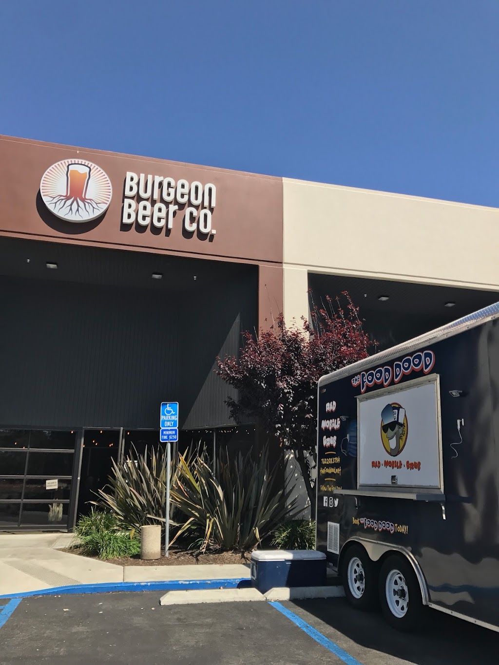 The Food Dood Food Truck | restaurant | 422 Venture Blvd S, Leander, TX 78645, USA | 7602083734 OR +1 760-208-3734