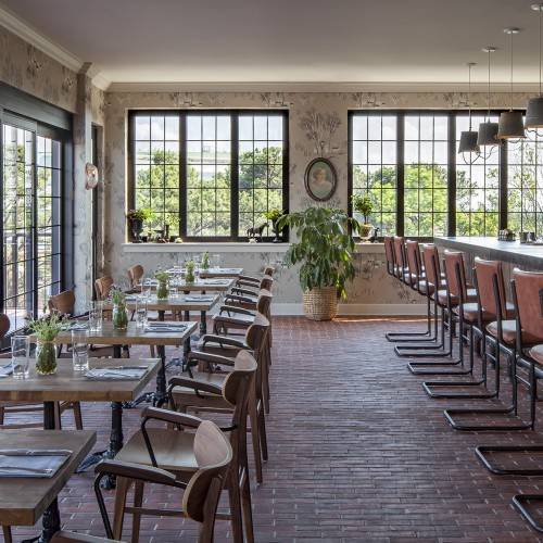 Graduate Charlottesville | restaurant | 1309 W Main St, Charlottesville, VA 22903, USA | 4342954333 OR +1 434-295-4333