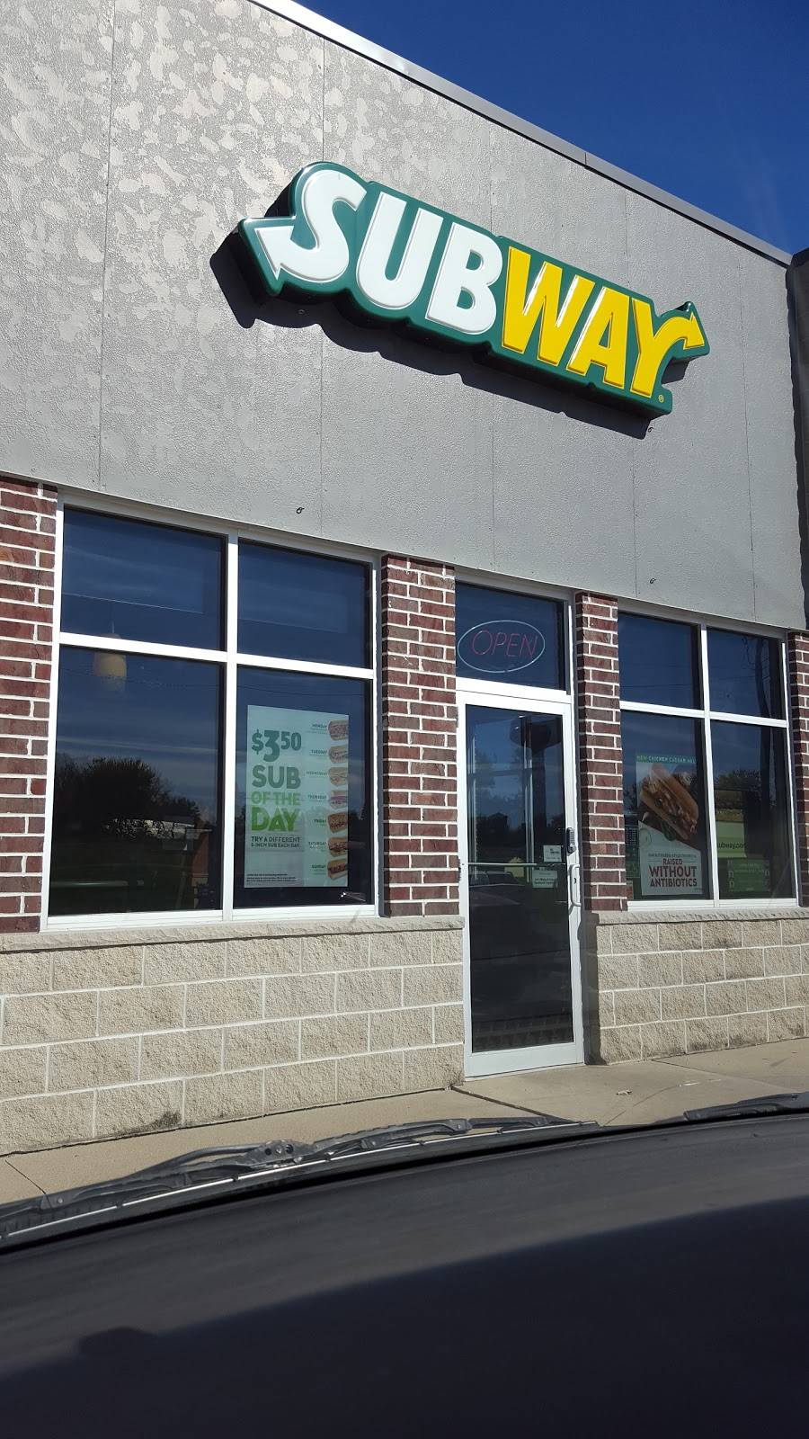 Subway Restaurants | restaurant | 80 Amherst Blvd Suite 100 Cedar River, Valley Plaza, Nashua, IA 50658, USA | 6414354432 OR +1 641-435-4432