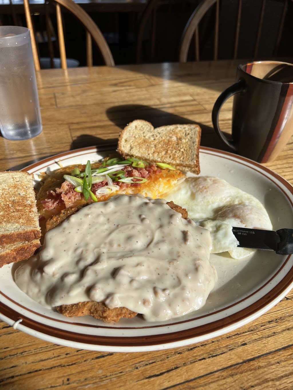 J & D Family Diner | restaurant | 715 N Main St, Yreka, CA 96097, USA | 5308421333 OR +1 530-842-1333