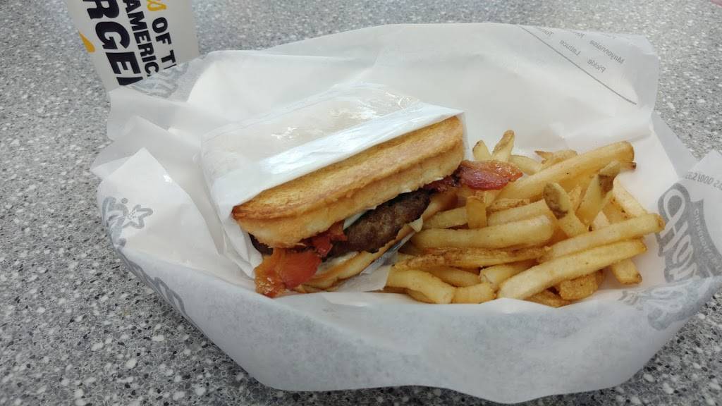 Hardees / Red Burrito | restaurant | 306 W Noble Ave, Williston, FL 32696, USA | 3525280047 OR +1 352-528-0047