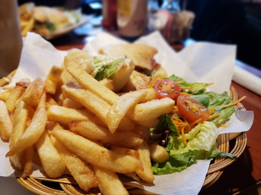 Café au Temps Perdu | restaurant | 867 Avenue Myrand, Québec, QC G1V 2V8, Canada | 4186815601 OR +1 418-681-5601