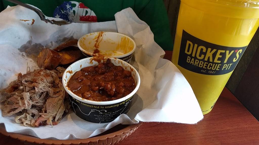 Dickeys Barbecue Pit | restaurant | 1610 Ridenour Blvd, Kennesaw, GA 30152, USA | 7704277655 OR +1 770-427-7655