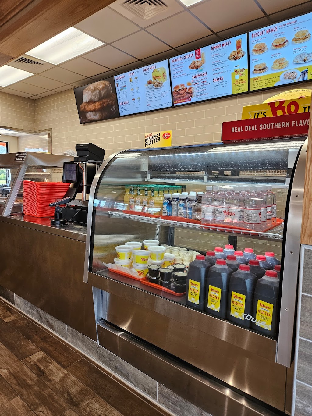 Bojangles | restaurant | 6111 US-431, Brownsboro, AL 35741, USA | 7045272675 OR +1 704-527-2675