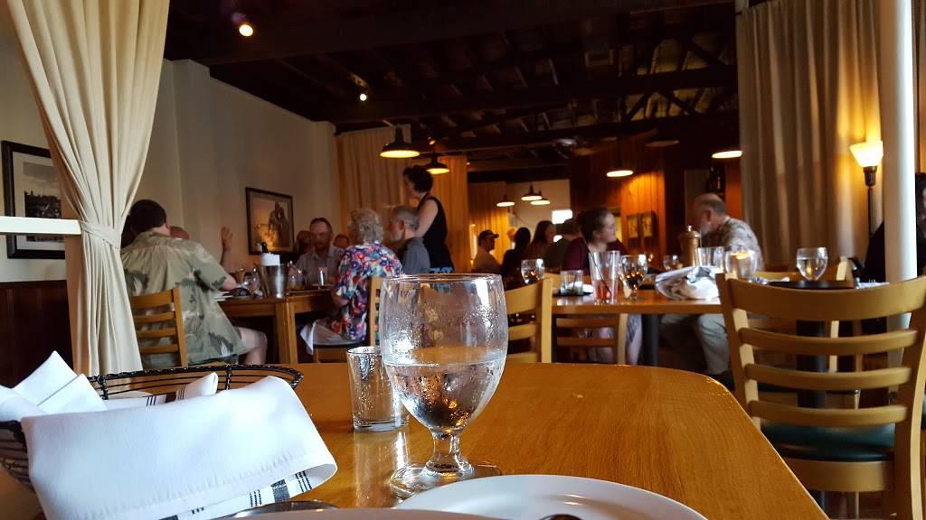 Gardners Seafood & Pasta | restaurant | 111 Thurston Ave NW, Olympia, WA 98501, USA | 3607868466 OR +1 360-786-8466