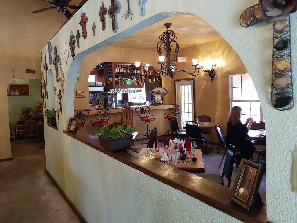 La Cabana Cafe | restaurant | 9600 FM1283, Lakehills, TX 78063, USA | 8306122990 OR +1 830-612-2990