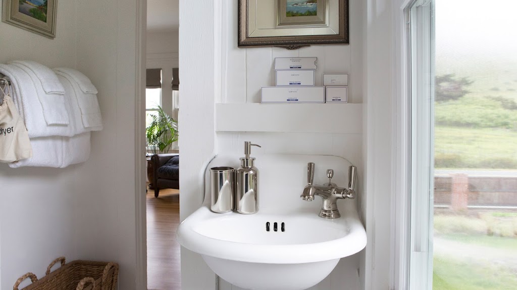 Harbor House Inn | restaurant | 5600 CA-1, Elk, CA 95432, USA | 7078773203 OR +1 707-877-3203