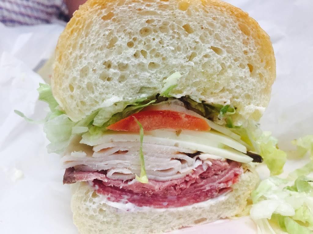 Criccas Italian Deli | restaurant | 4876 Topanga Canyon Blvd, Woodland Hills, CA 91364, USA | 8183400515 OR +1 818-340-0515