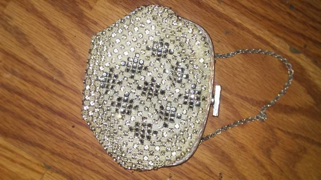 Oak Lawn/Worth Investments, LLC | restaurant | 10205 86th Terrace, Palos Hills, IL 60465, USA | 7089075792 OR +1 708-907-5792