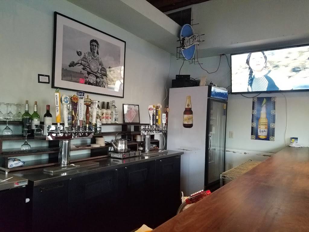 Señor Fish | restaurant | 3224, 1701 Sunset Blvd, Los Angeles, CA 90026, USA | 2134830161 OR +1 213-483-0161