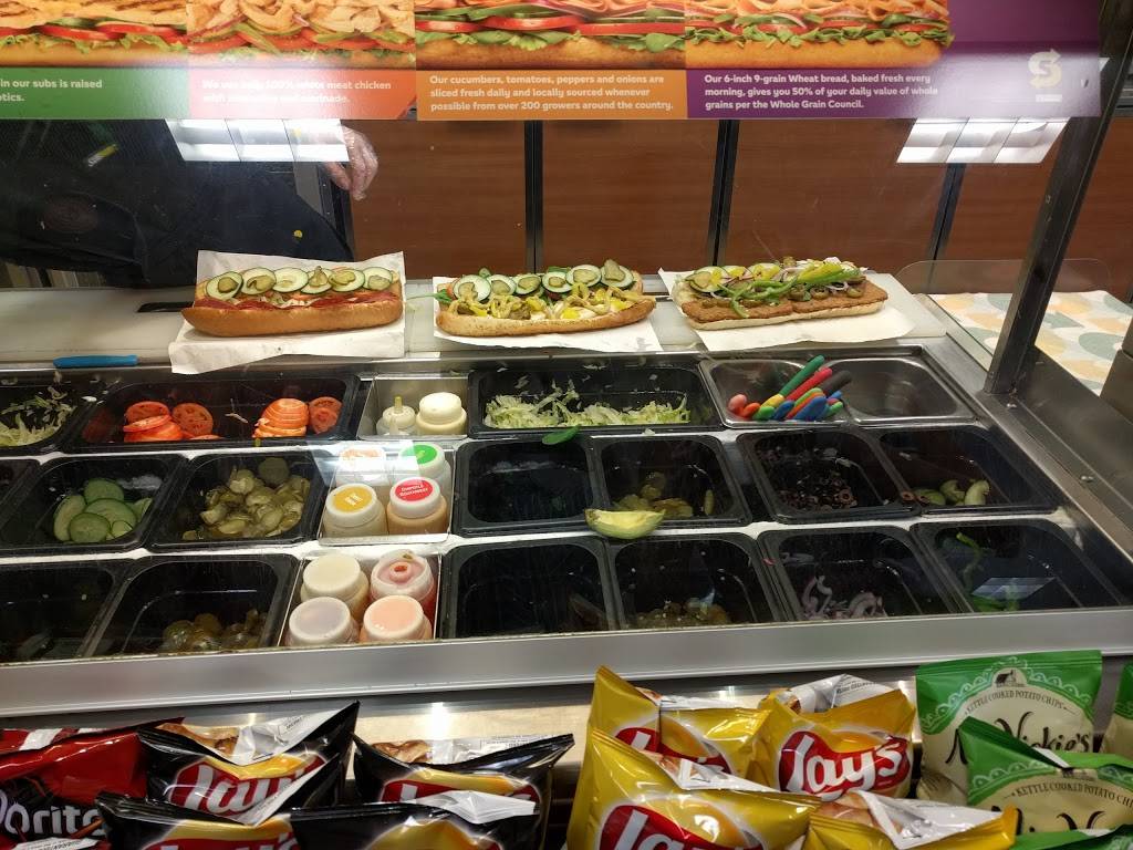 Subway | restaurant | Foothill Oaks, 1449 E F St Suite 101 F & G, Oakdale, CA 95361, USA | 2098472011 OR +1 209-847-2011