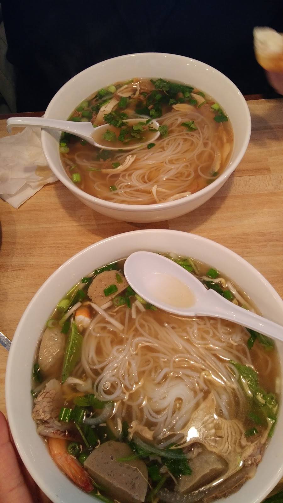 Pho 88 | restaurant | W3169 Van Roy Rd, Appleton, WI 54915, USA | 9209038653 OR +1 920-903-8653