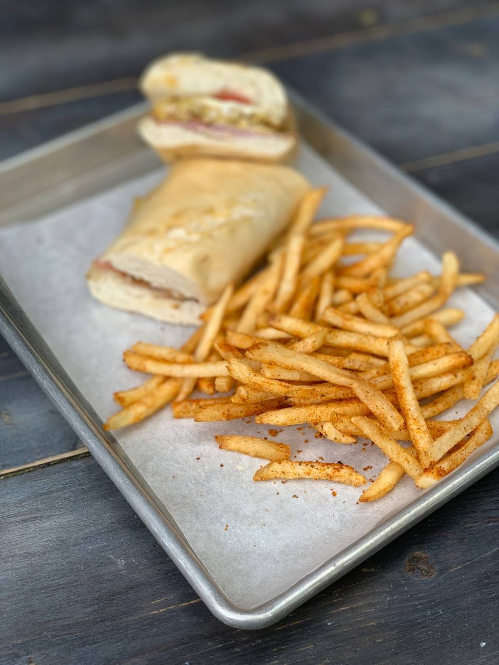 The Wood Shack Soulard | restaurant | 1862 S 10th St, St. Louis, MO 63104, USA | 3148334770 OR +1 314-833-4770