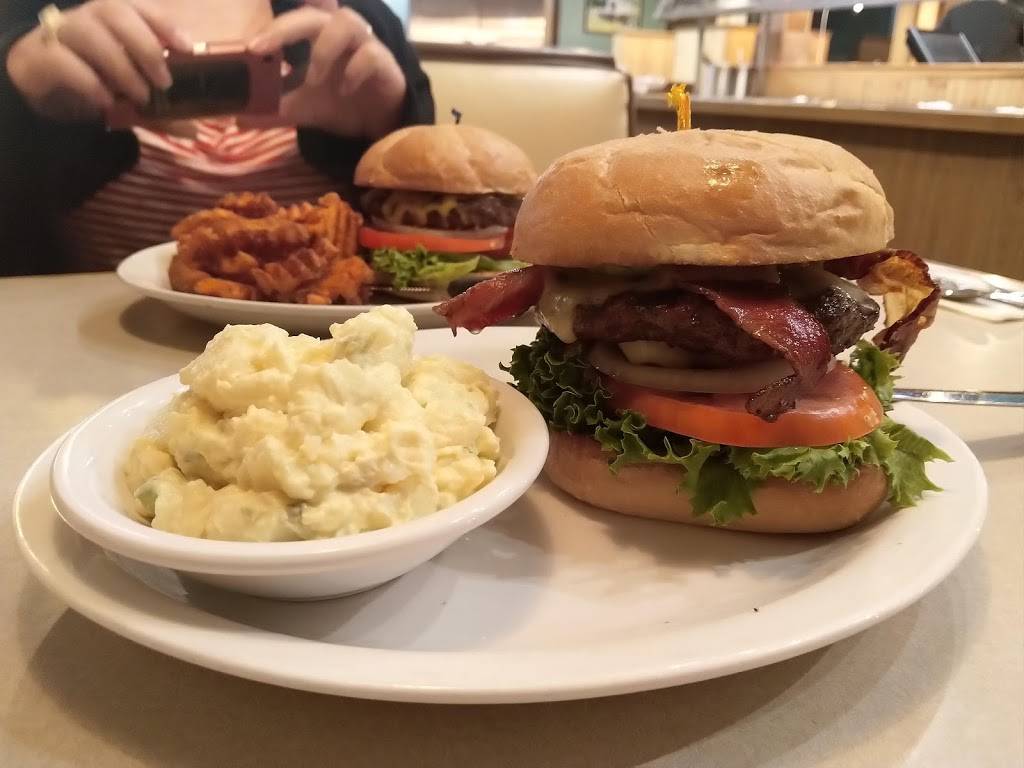 Vintage Inn Restaurant | restaurant | 1590 N Gateway Blvd, Cottage Grove, OR 97424, USA | 5419427144 OR +1 541-942-7144