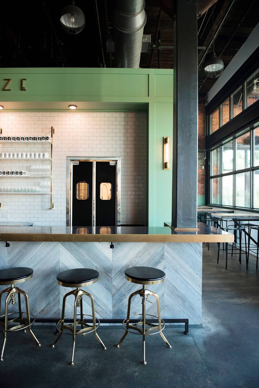 Graze 1910 | restaurant | 1910 N Ola Ave, Tampa, FL 33602, USA | 8133366960 OR +1 813-336-6960