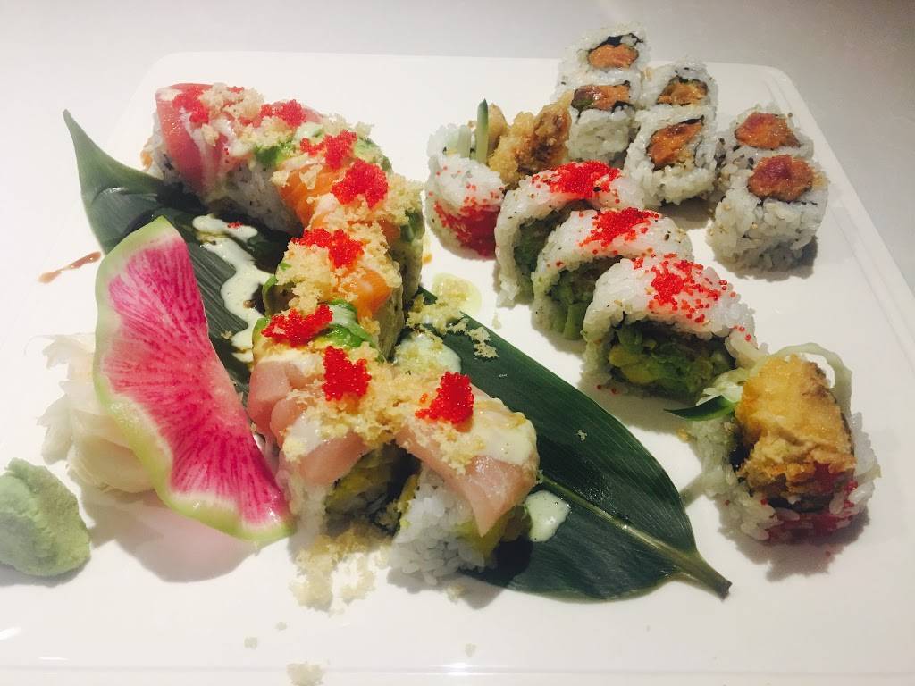 Friends Sushi on State | restaurant | 804 N State St, Chicago, IL 60610, USA | 3126431219 OR +1 312-643-1219