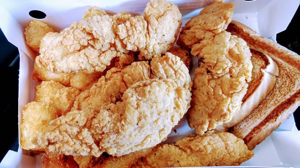 Sonic Drive-In | restaurant | 4319 S New Braunfels Ave, San Antonio, TX 78223, USA | 2105348373 OR +1 210-534-8373