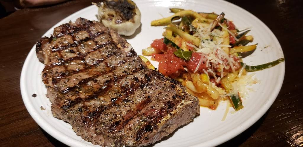 Carrabbas Italian Grill | restaurant | 5515 E Fowler Ave, Temple Terrace, FL 33617, USA | 8139893898 OR +1 813-989-3898