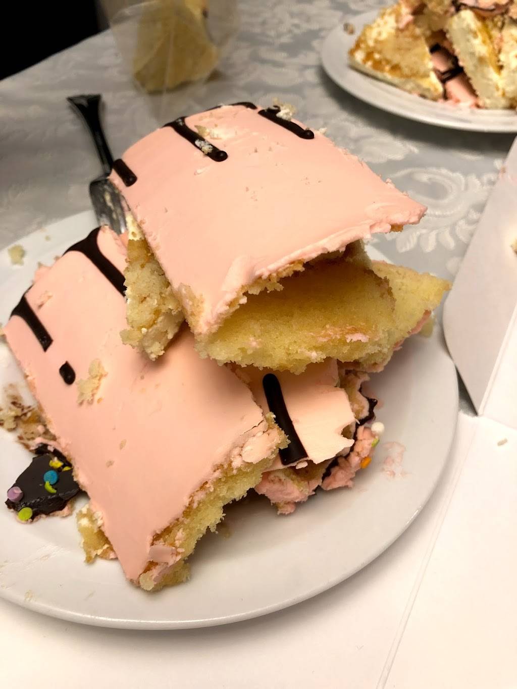 Love Me Sweet | bakery | 300 Borough Dr Suite 226, Scarborough, ON M1P 4P5, Canada | 6478941399 OR +1 647-894-1399