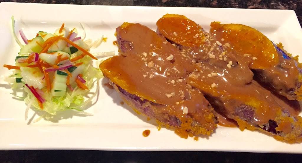 Ploi Thai | meal takeaway | 245 Paterson Ave, East Rutherford, NJ 07073, USA | 2019396799 OR +1 201-939-6799