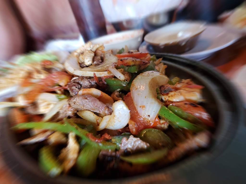 El Mariachi | restaurant | 614 W Thompson Ln, Nashville, TN 37204, USA | 6157424219 OR +1 615-742-4219