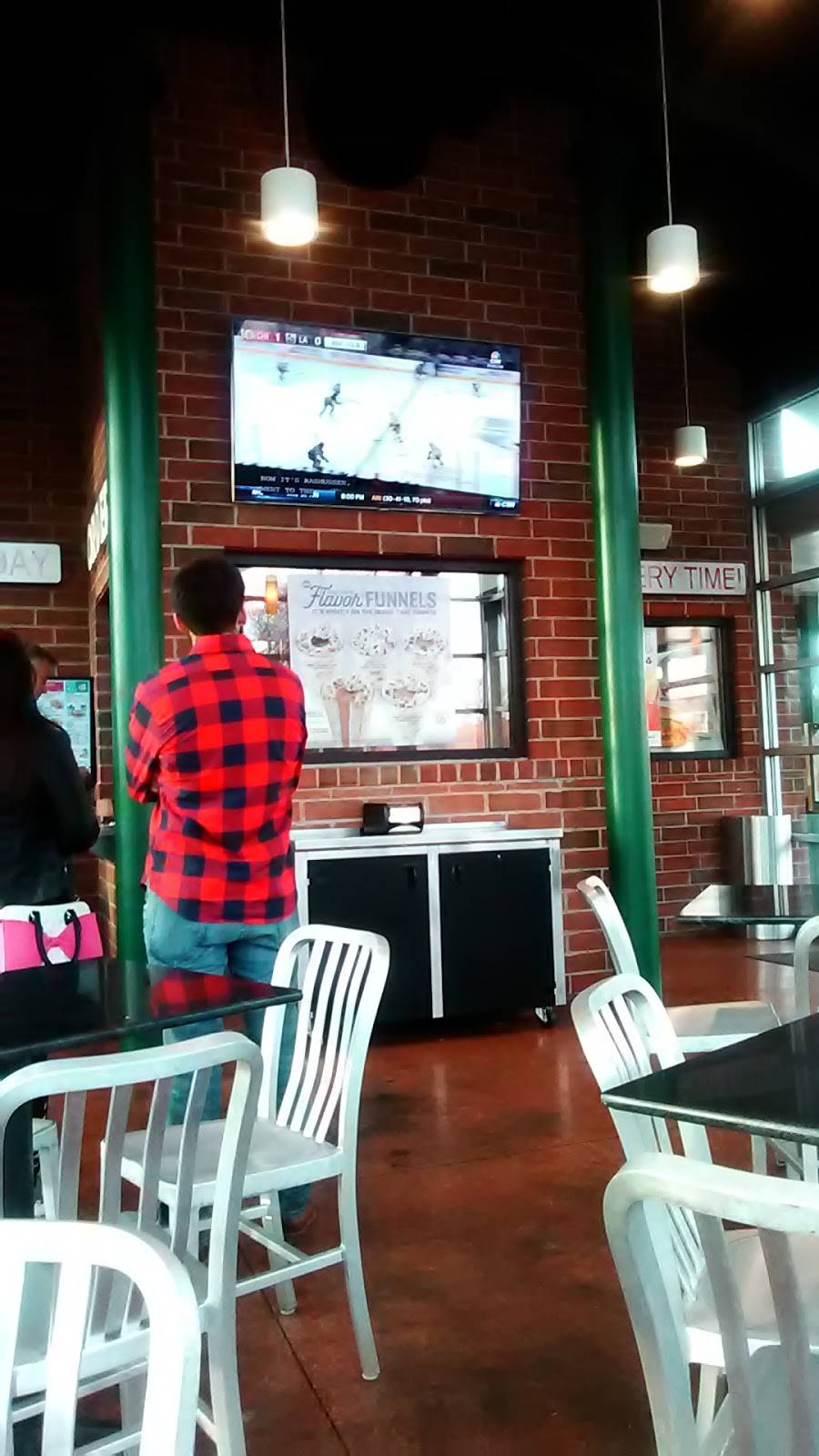 Sonic Drive-In | restaurant | 10440 Grand Ave, Franklin Park, IL 60131, USA | 8472881300 OR +1 847-288-1300