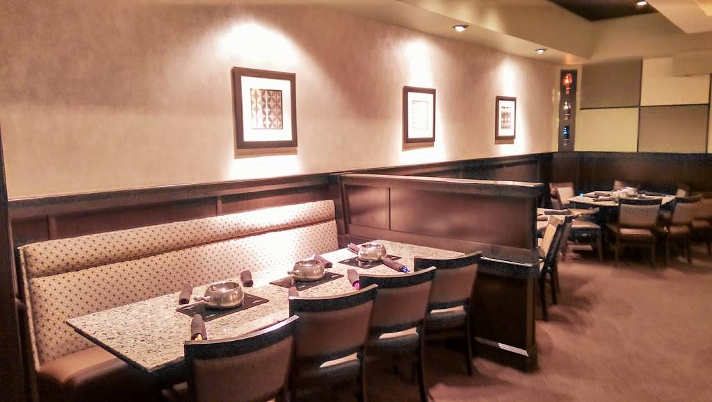 The Melting Pot | restaurant | 5650 E 86th St A, Indianapolis, IN 46250, USA | 3178413601 OR +1 317-841-3601