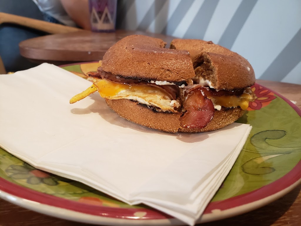 Hero Coffee and Bagel Bar | restaurant | 2950 N Sheridan Rd, Chicago, IL 60657, USA | 7736611254 OR +1 773-661-1254