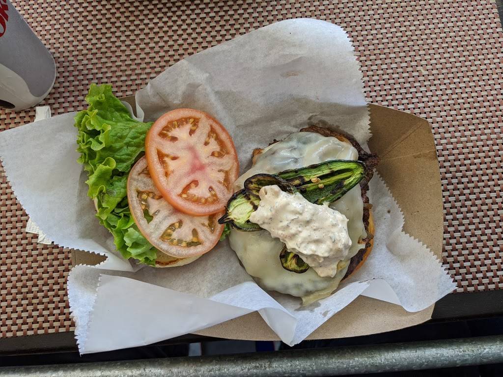 Burgers & Beers | restaurant | 2031-D, Wilton Dr, Wilton Manors, FL 33305, USA | 9547691875 OR +1 954-769-1875