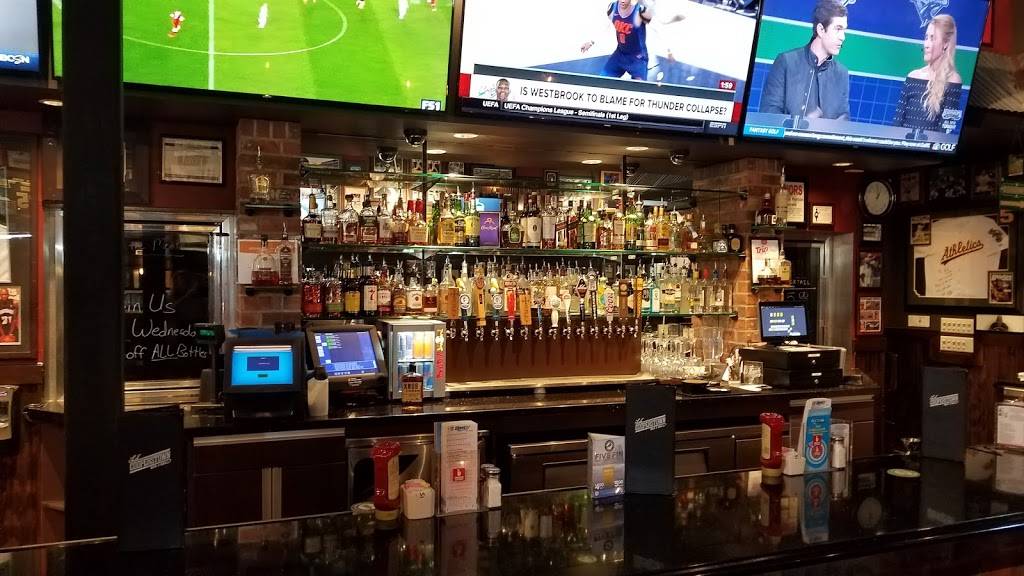 Lil Cooperstown Bar & Grill | restaurant | 19352 Molalla Ave, Oregon City, OR 97045, USA | 5033056954 OR +1 503-305-6954