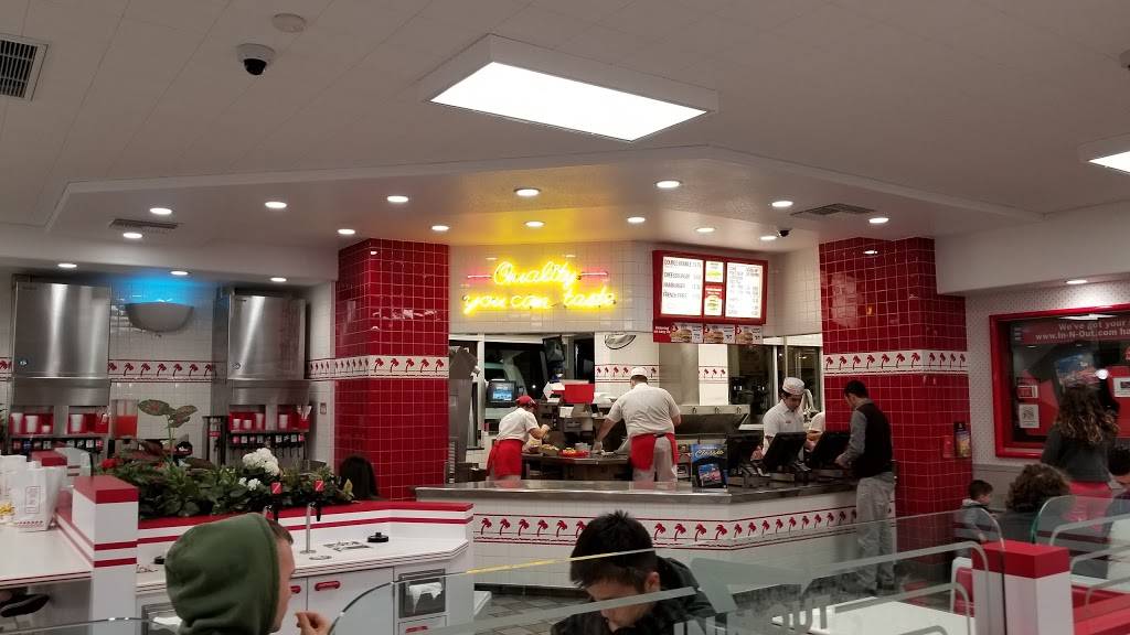 In-N-Out Burger | restaurant | 2475 Sunrise Blvd, Rancho Cordova, CA 95670, USA | 8007861000 OR +1 800-786-1000