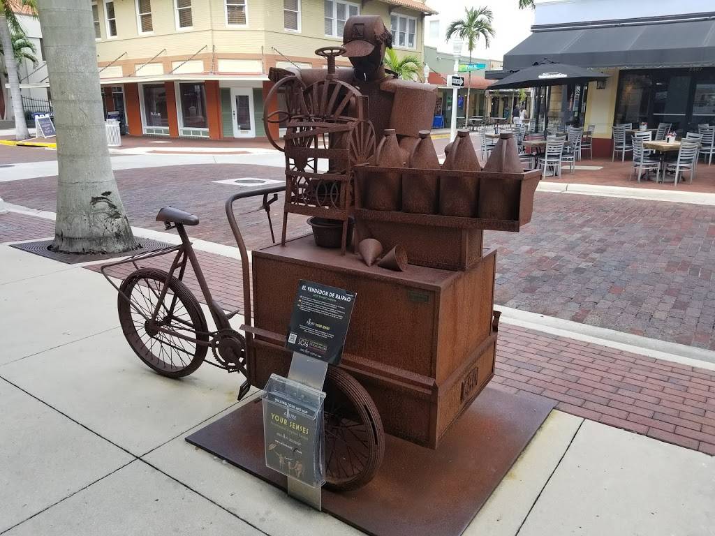 Starbucks | cafe | 1514 Broadway, Fort Myers, FL 33901, USA | 2393341094 OR +1 239-334-1094