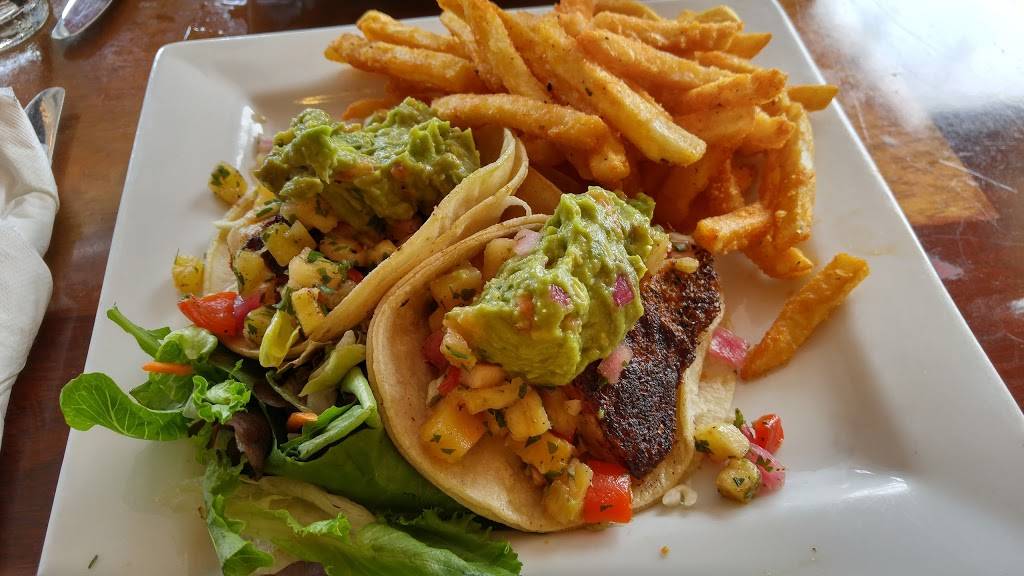 Chill Restaurant & Bar | restaurant | 357 Corey Ave, St Pete Beach, FL 33706, USA | 7273602445 OR +1 727-360-2445