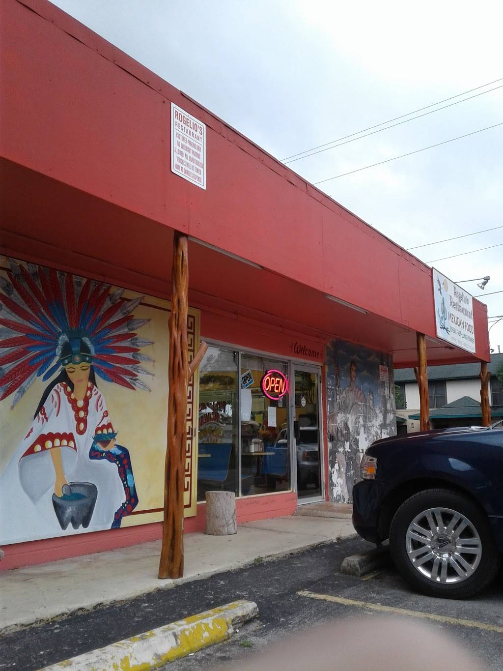Rogelios Restaurant | cafe | 625 S L B J Dr, San Marcos, TX 78666, USA | 5123924141 OR +1 512-392-4141