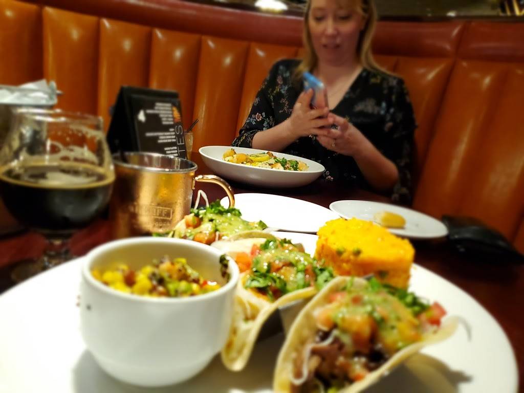 Maggie McFlys of Albany | restaurant | Crossgates Mall, 1 Crossgates Rd, Albany, NY 12203, USA | 5186085647 OR +1 518-608-5647