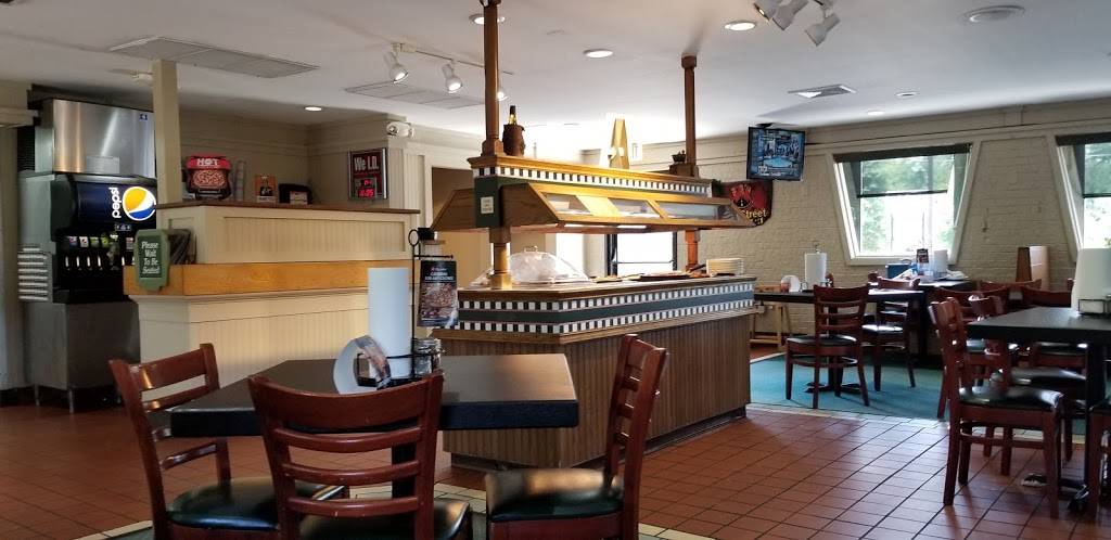 Pizza Hut | meal takeaway | 7801 E Brainerd Rd, Chattanooga, TN 37421, USA | 4238944835 OR +1 423-894-4835