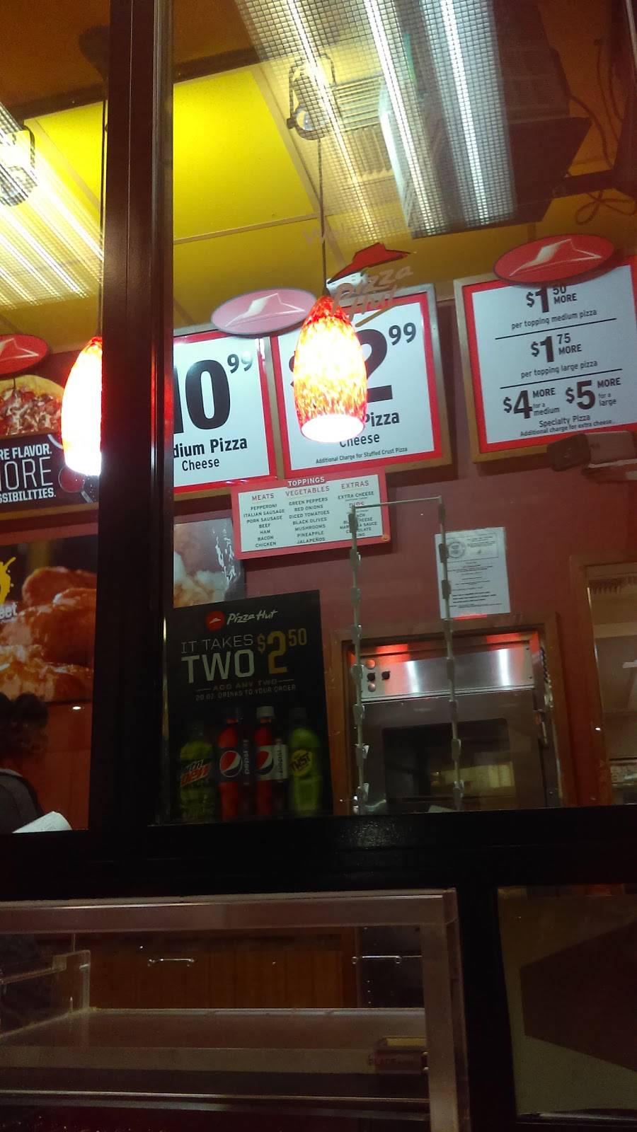 Pizza Hut | restaurant | 5101 Venice Blvd, Los Angeles, CA 90019, USA | 3239386111 OR +1 323-938-6111