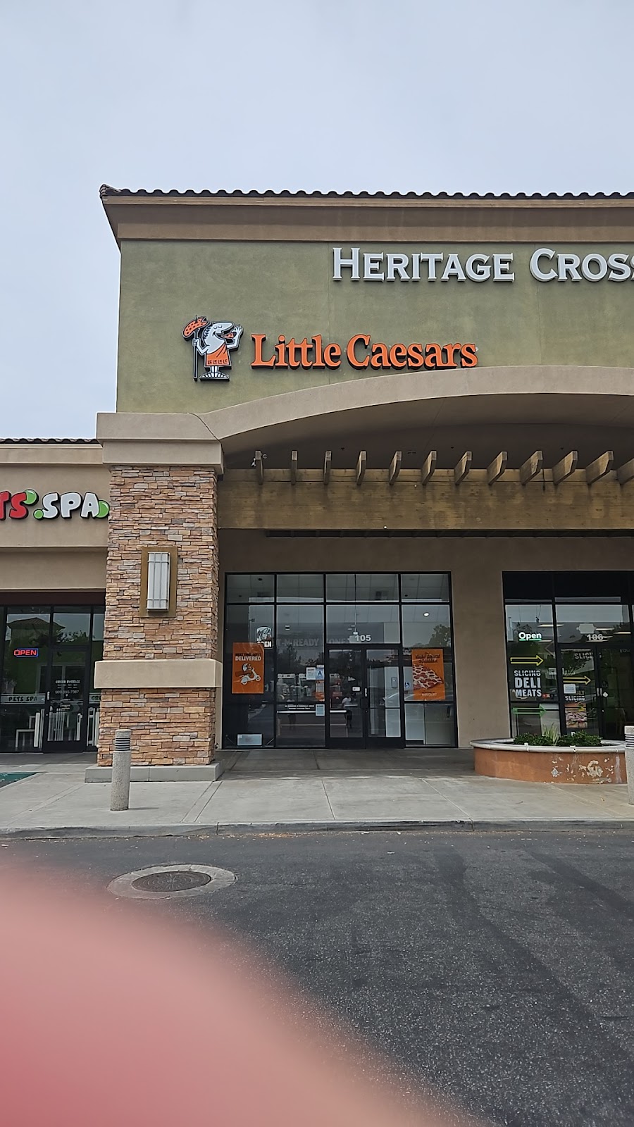 Little Caesars | restaurant | 7470 Cherry Ave, Fontana, CA 92336, USA | 9097103800 OR +1 909-710-3800