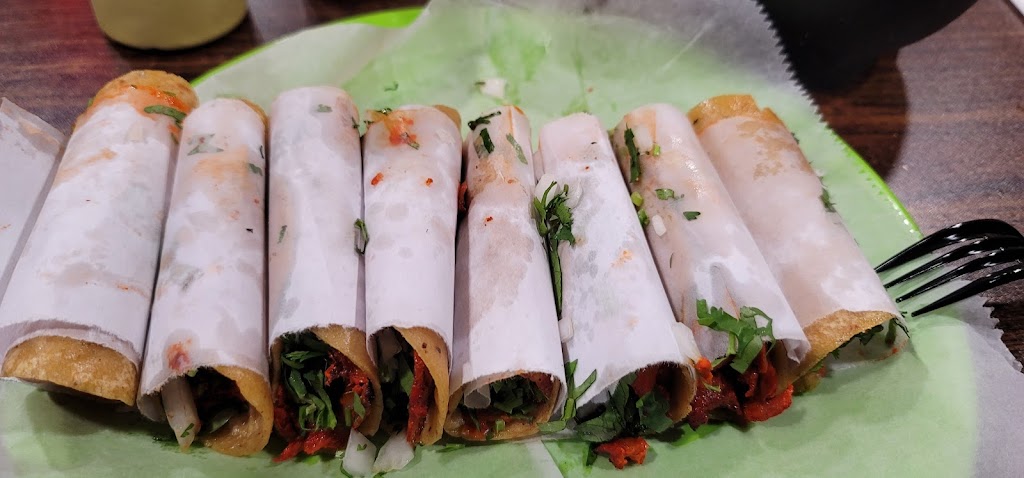 Taqueria La Vaquita 4 | restaurant | 833 W Elizabeth St, Brownsville, TX 78520, USA | 9566210608 OR +1 956-621-0608