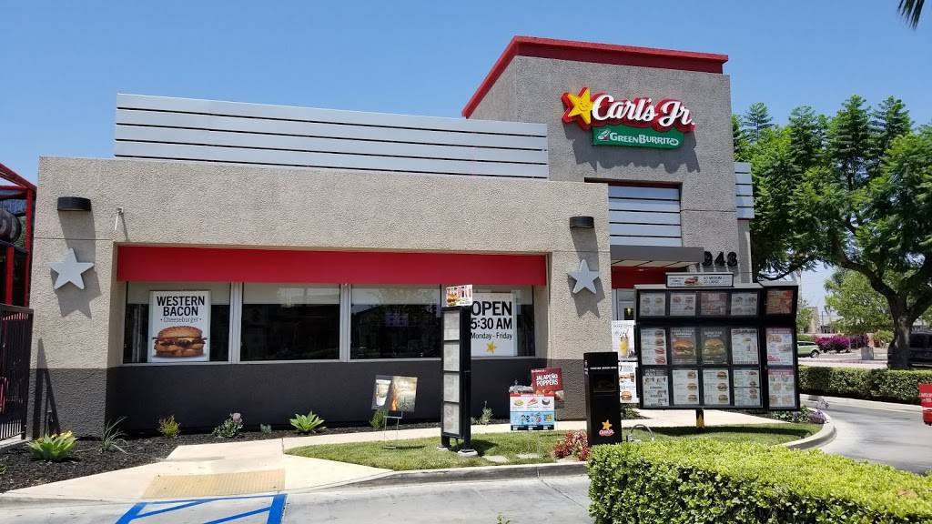 Carls Jr. | meal takeaway | 1943 17th St, Santa Ana, CA 92705, USA | 7145649348 OR +1 714-564-9348