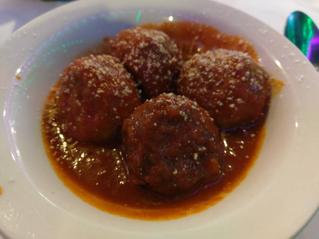 Ruffino | restaurant | 139 Lakeview Ave # A, Lynbrook, NY 11563, USA | 5165932538 OR +1 516-593-2538