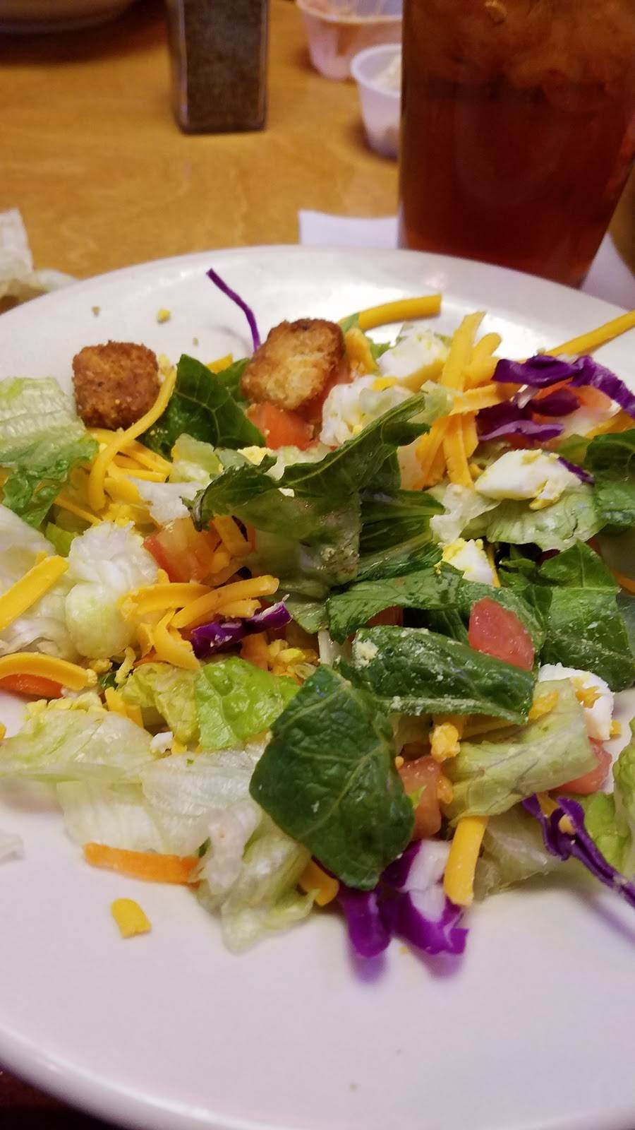 Texas Roadhouse | restaurant | 4332 Erica Greene Circle, Morristown, TN 37813, USA | 4235817896 OR +1 423-581-7896