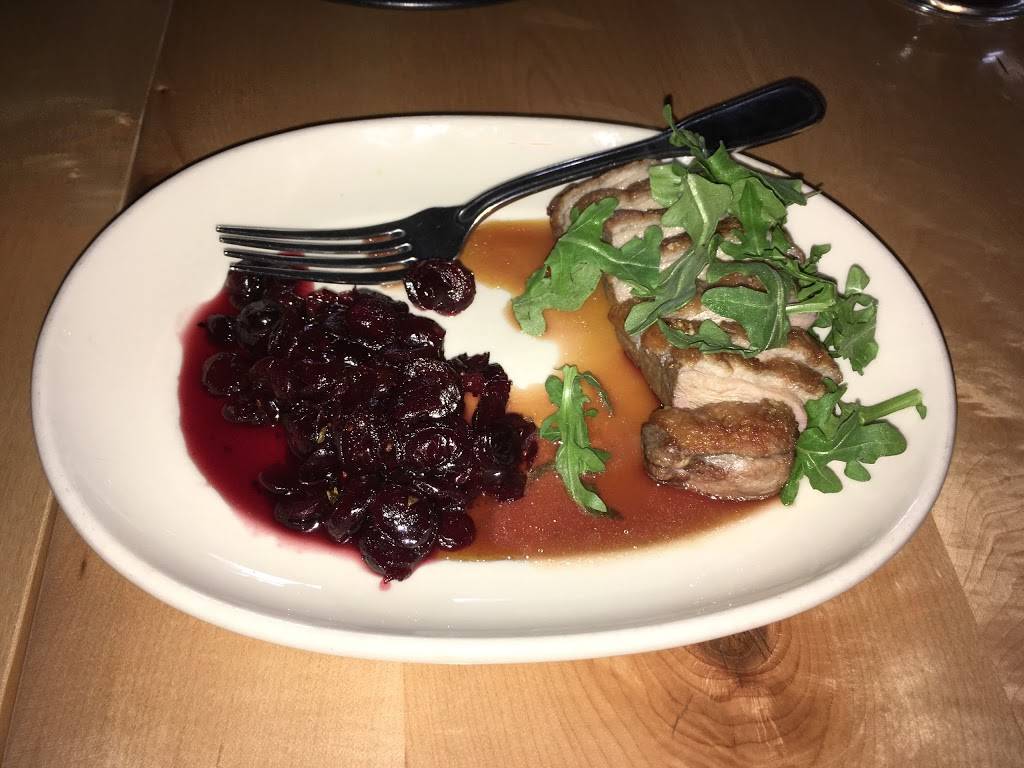 Black Bottle Gastrotavern | restaurant | 2600 1st Ave, Seattle, WA 98121, USA | 2064411500 OR +1 206-441-1500