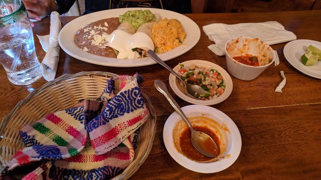 Guadalajara Restaurant and Bar | restaurant | 180 E Central Ave, Spring Valley, NY 10977, USA | 8453528553 OR +1 845-352-8553