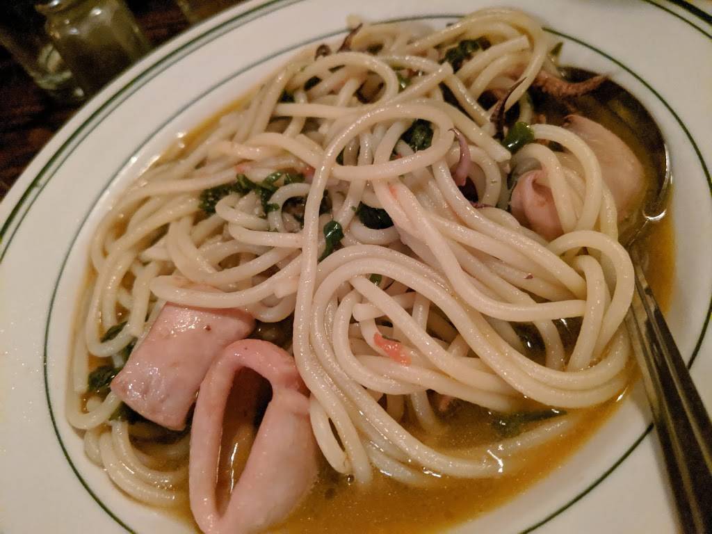 Mr. Martinos Trattoria | restaurant | 1646 E Passyunk Ave, Philadelphia, PA 19148, USA | 2157550663 OR +1 215-755-0663